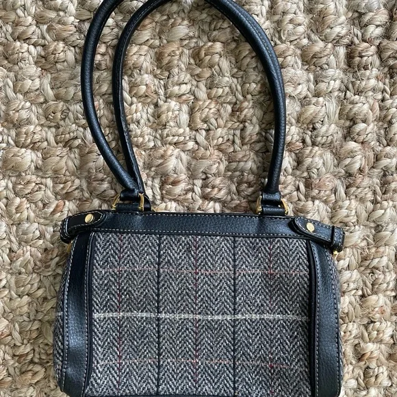 MINT Condition Vintage Etienne Aigner Mini Tweed & Leather Bag | Black Plaid - Picture 5 of 9
